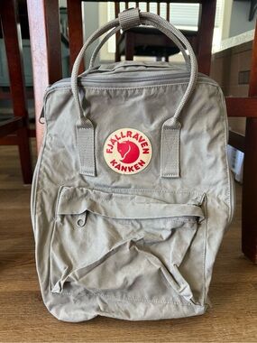 Fjällräven Kånken grey mini Backpack